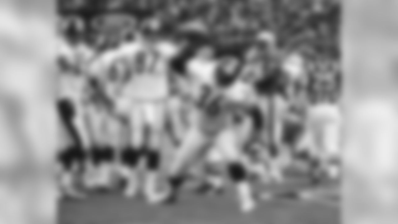 Career accolades and stats: 2015 Pro Football Hall of Fame inductee, Super Bowl XL champion, NFL Offensive Rookie of the Year, NFL Comeback Player of the Year, Walter Payton NFL Man of the Year, two-time first-team All Pro, one second-team All Pro selection, six Pro Bowls; 3,479 rushes for 13,662 yards and 91 rushing touchdowns
The man more commonly known as "The Bus" began his career with at least 1,000 rushing yards in eight of his first nine seasons, punishing anyone who tried to tackle him with his combination of size and strength.