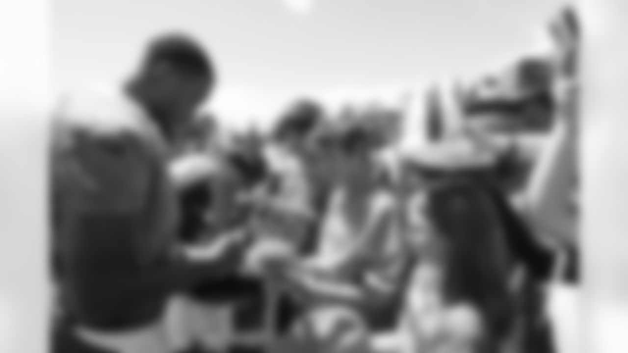 Pat Surtain II signs autographs for fans during training camp on Friday, July 28, 2023 at Centura Health Training Center in Englewood, Colorado.
Photo by Gabriel Christus / Denver Broncos