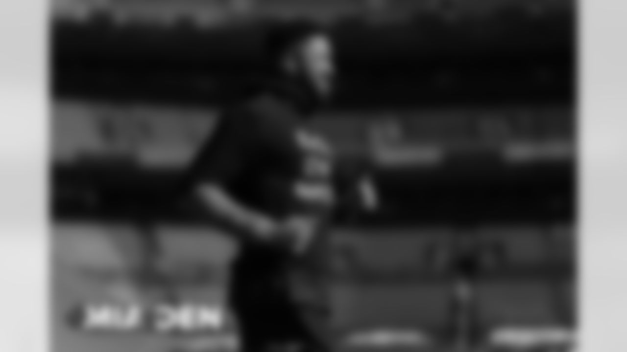 Tim Patrick during warmups before the Broncos' Week 11 game against the Miami Dolphins at Empower Field at Mile High in Denver, Colorado on November 22, 2020. (Photo by Gabriel Christus)