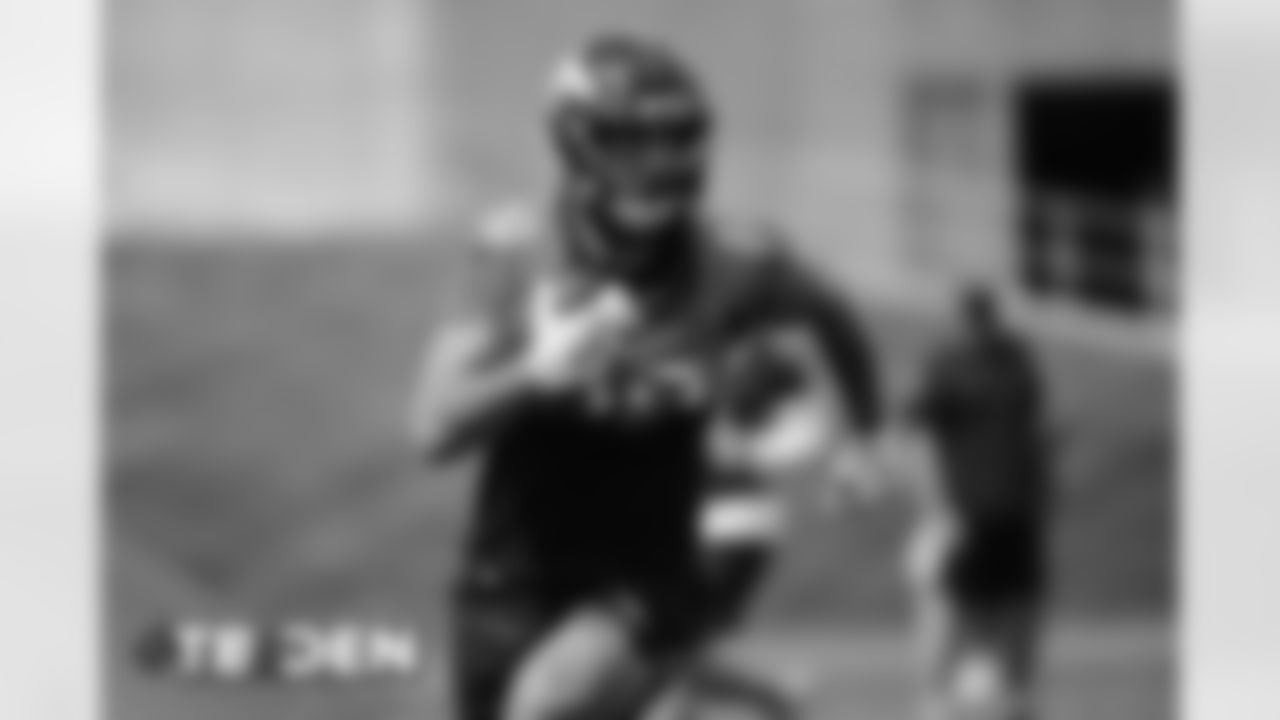Jake Butt during practice at UCHealth Training Center on September 25, 2020. (Photo by Ben Swanson)