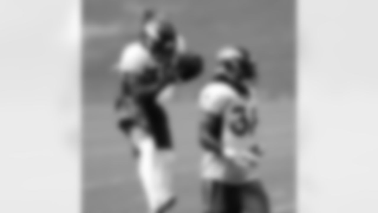 S David Bruton and S Quinton Carter