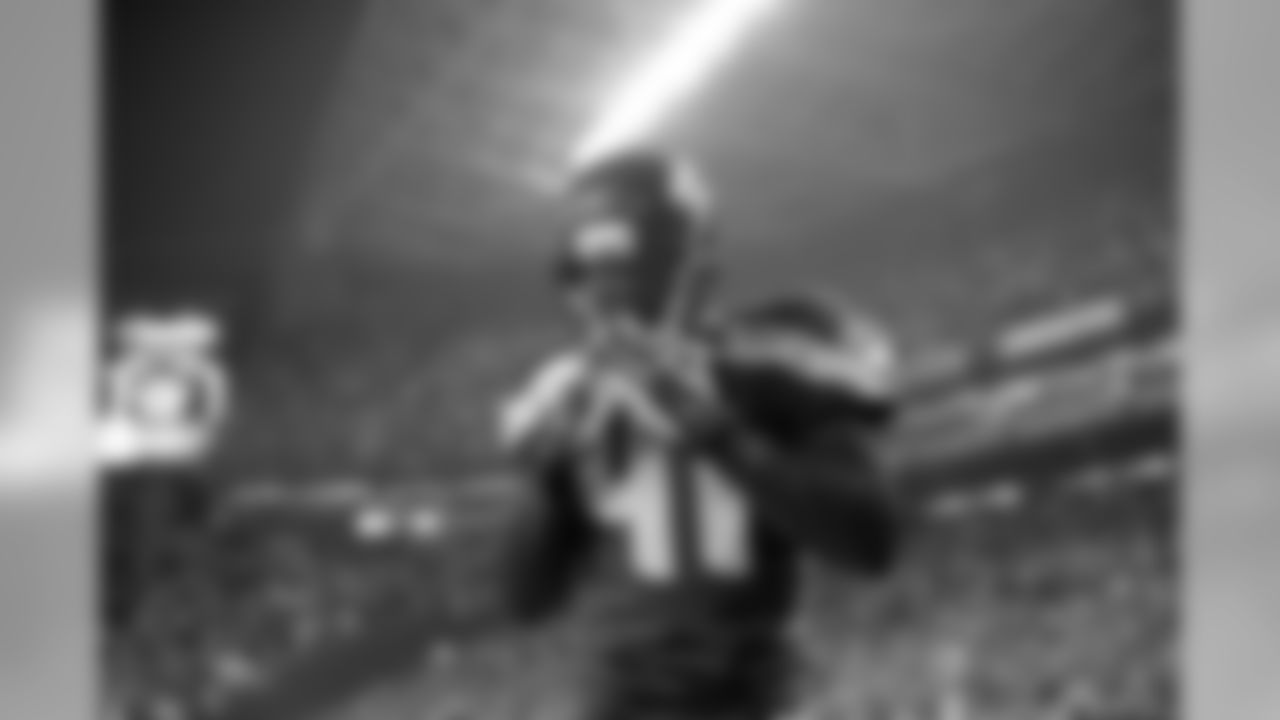 Backed up by 20 Jeremy Lane