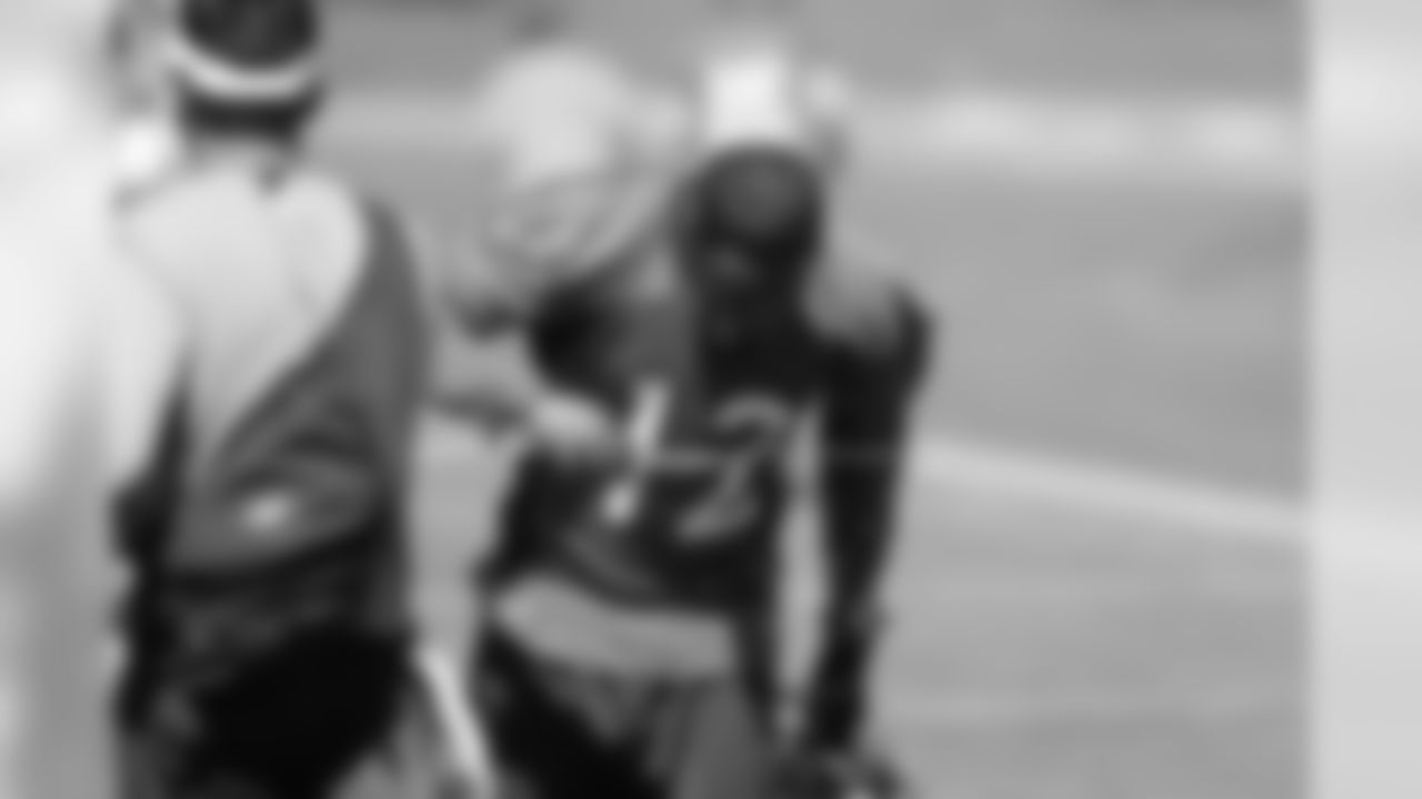 WR Matthew Willis takes a drink.