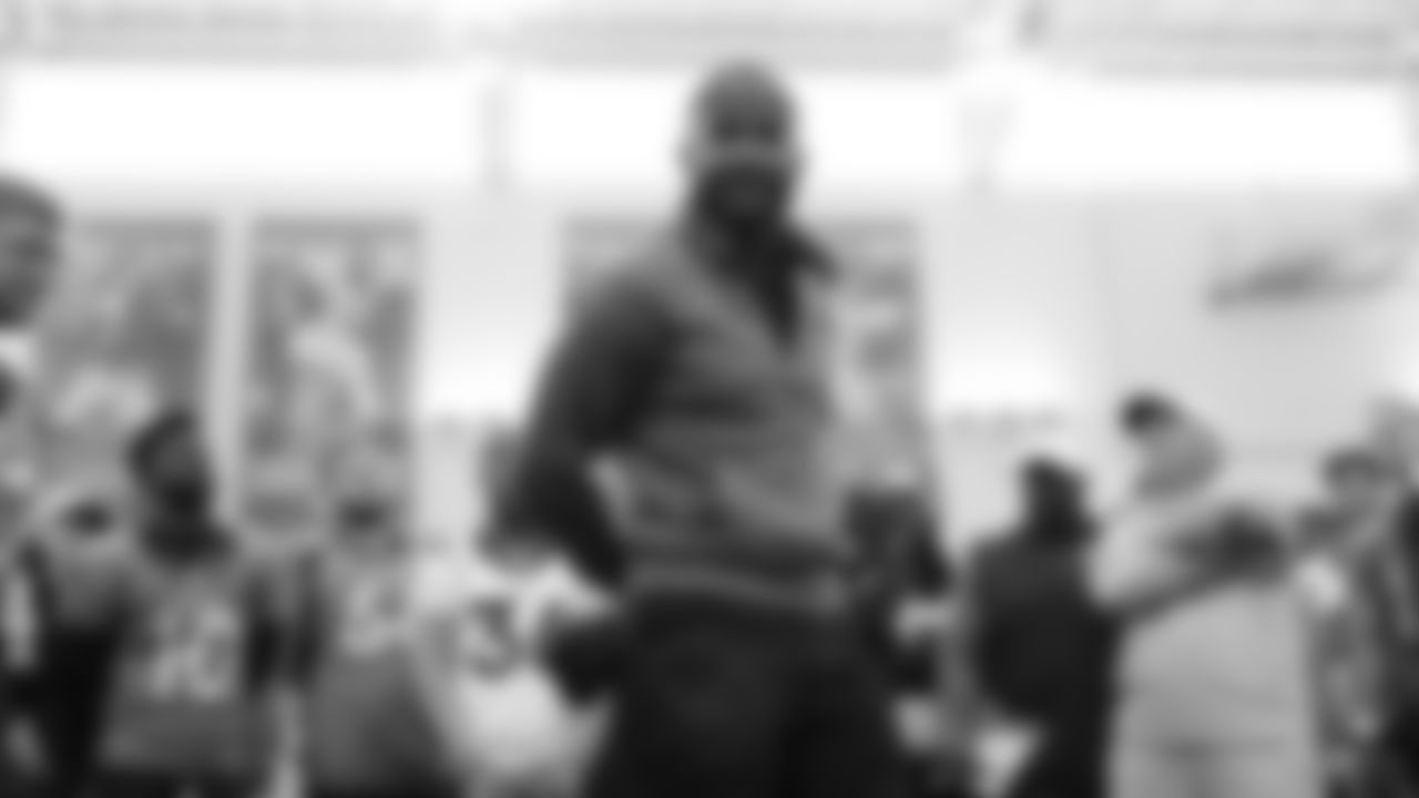 Pro Football Hall of Fame and Broncos Ring of Fame cornerback Champ Bailey talks to the team at practice on October 11, 2019 at UCHealth Training Center. (Photo by Ben Swanson)