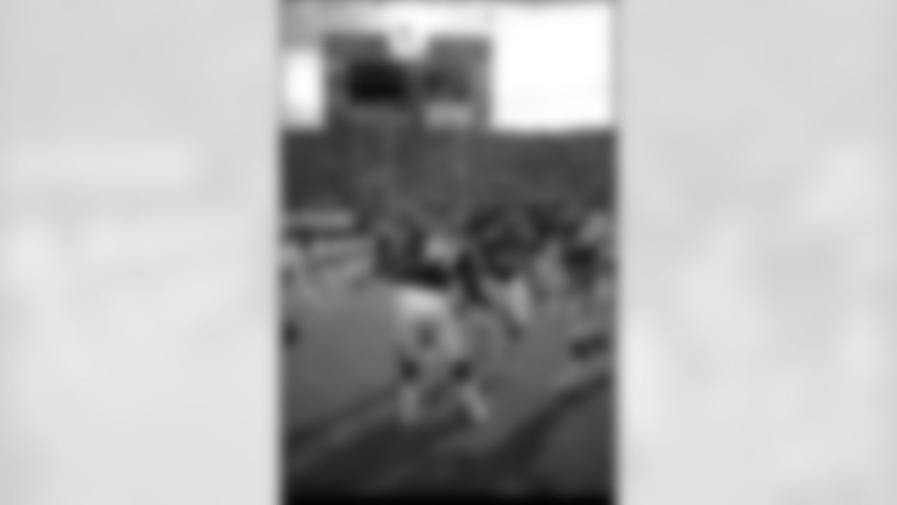 After a 4-12 first season, the Jaguars made the playoffs in four consecutive seasons. They were no easy opponent, as evidenced by the 1996 playoff game, but the Broncos dispatched Jacksonville as easily in 1998 as they had in the 1997 playoffs. In a 24-point second quarter, the Broncos ran away from the Jaguars with a 41-yard touchdown pass from John Elway to Ed McCaffrey and two rushing touchdowns from Terrell Davis.