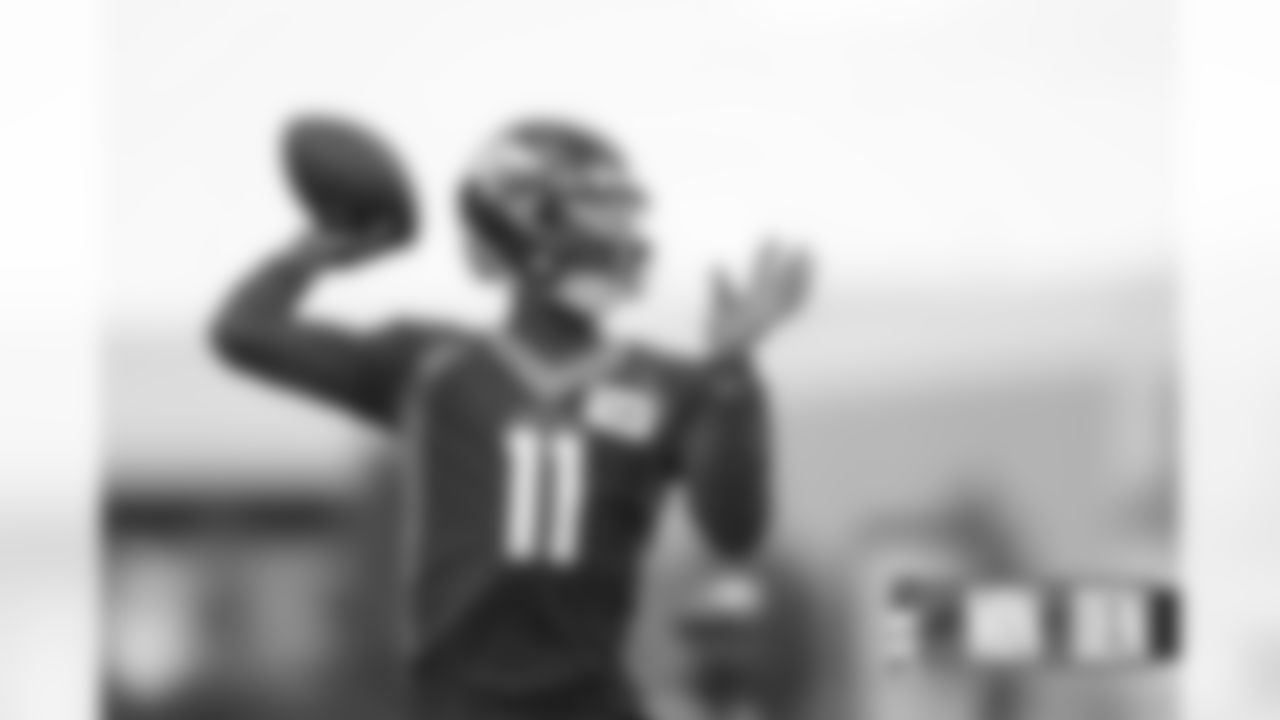 Josh Johnson during practice on Monday, August 22, 2022 at UCHealth Training Center in Englewood, Colorado.
Photo by Gabriel Christus/Denver Broncos
