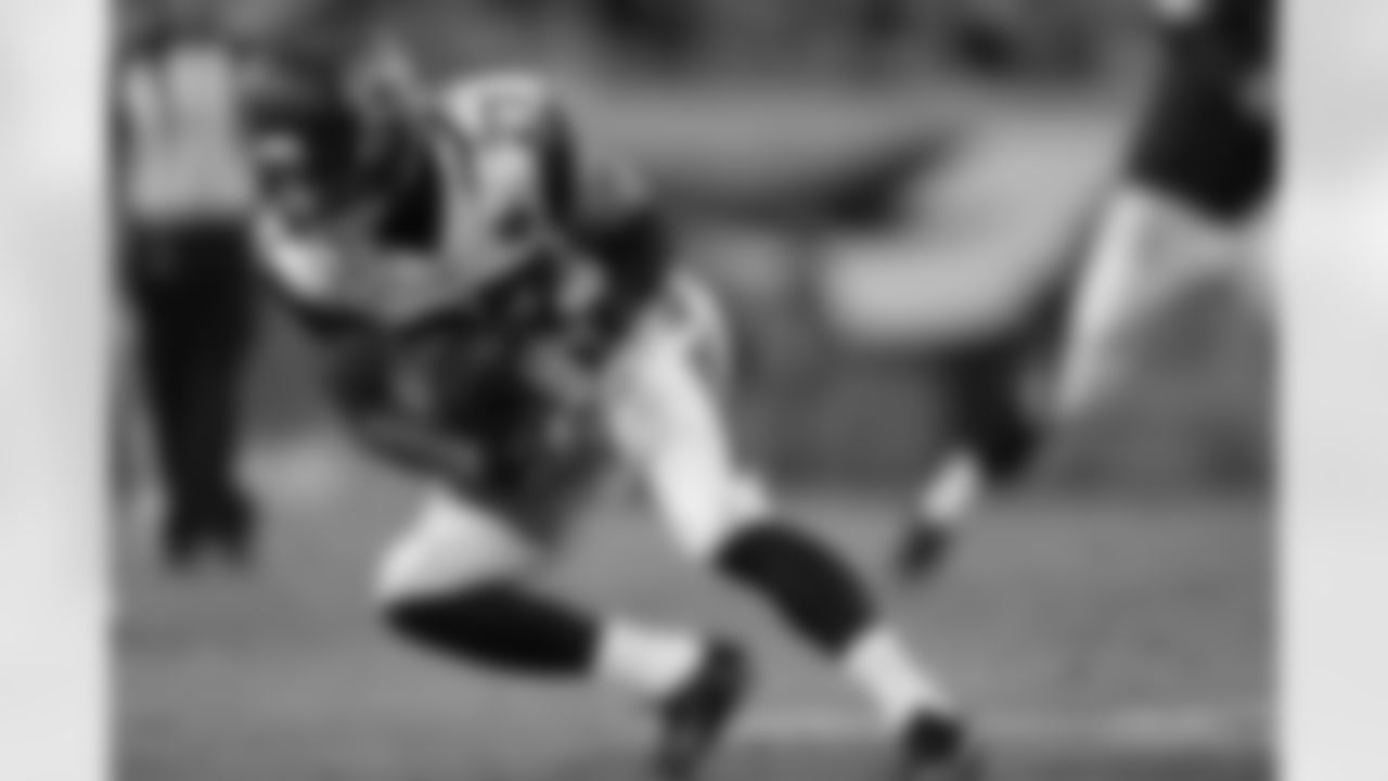 Backed up by 24 Will Blackmon and 35 Demetrius McCray