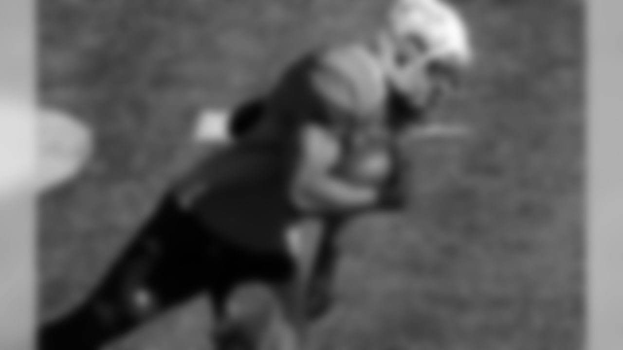 South Alabama tight end Gerald Everett made some good catches, but he shows just as much potential as a blocker. He set up one of N.C. State RB Matt Dayes' best runs this week by blocking out TCU's Josh Carraway, getting into his stance quickly to the point where Carraway could not budge him. Everett also showed the ability to make plays outside and downfield as a pass-catching target, and he helps ensure that this tight end class is the deepest in recent memory.