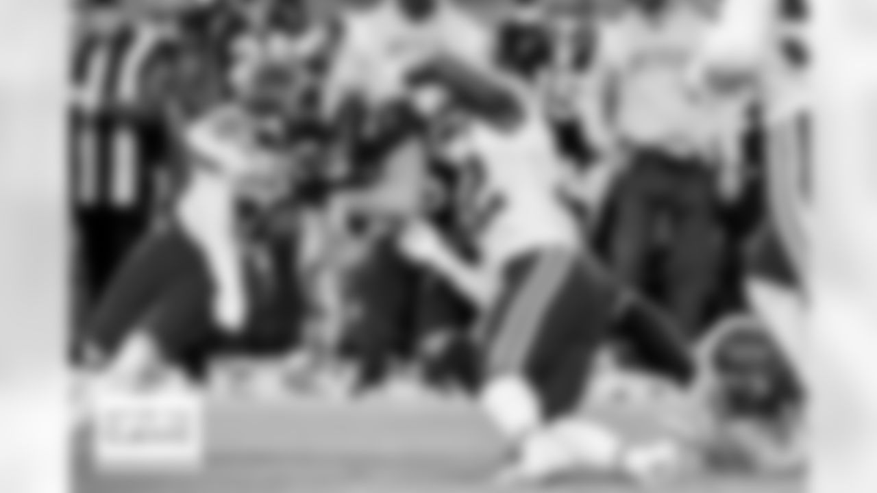 Greg Dulcich during the Broncos' Week 14 game against the Kansas City Chiefs at Empower Field at Mile High in Denver, Colorado on December 11, 2022. (Photo by Eric Lars Bakke)