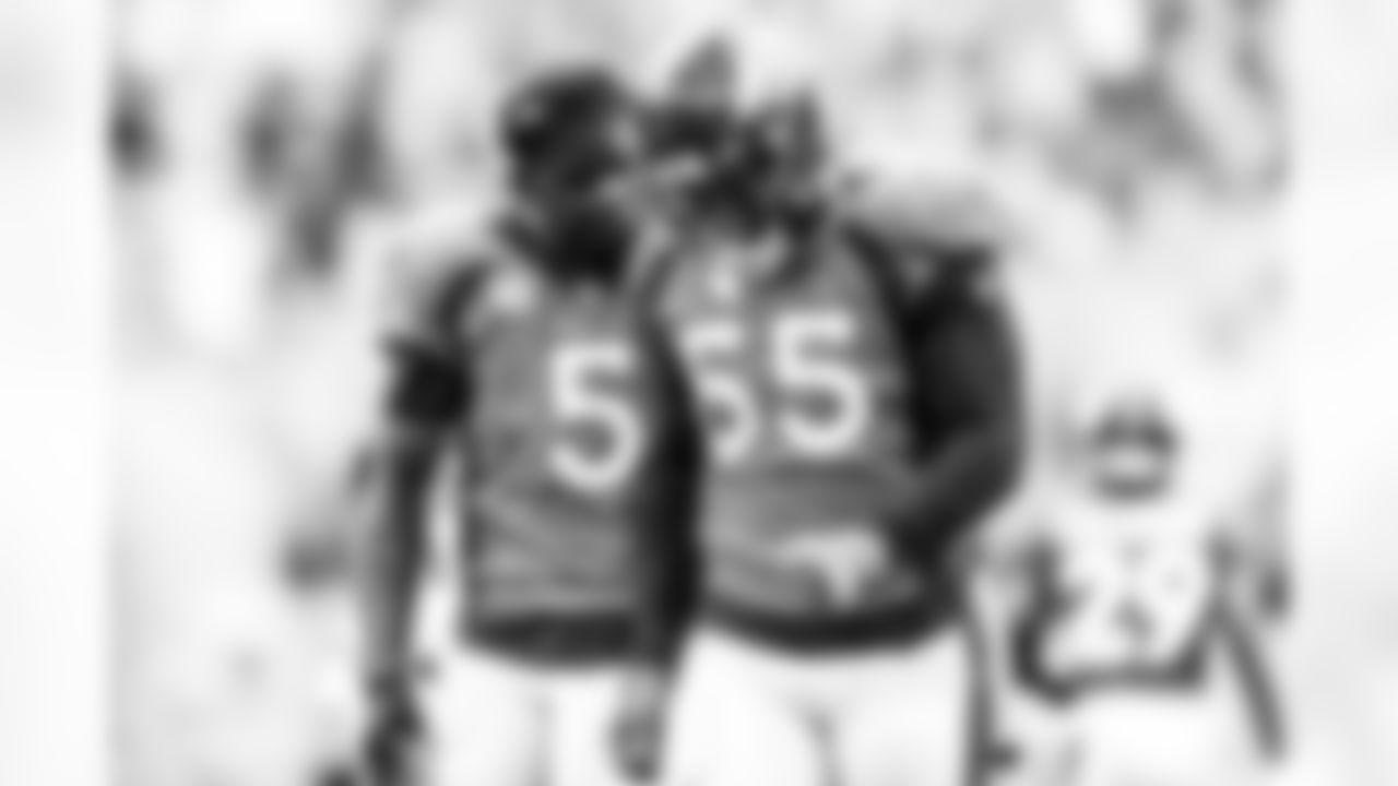 Denver Broncos quarterback Teddy Bridgewater (5) encourages linebacker Bradley Chubb (55) after an injury during the NFL Game against the Jacksonville Jaguars on Sunday, September 19, 2021 at TIAA Bank Field in Jacksonville, Florida.
Photo by Gabriel Christus