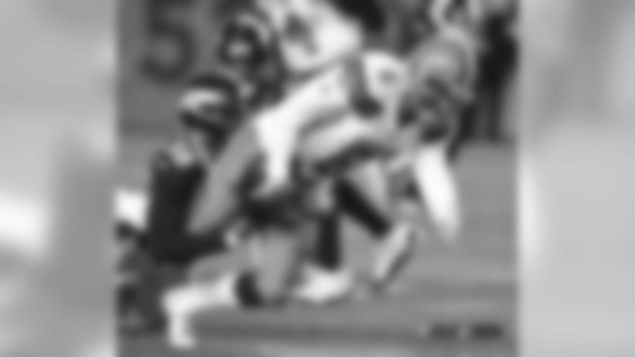 Second half action between the Denver Broncos and the Cleveland Browns, Saturday, December 15, 2018, in Denver. (Photo: © Eric Lars Bakke)