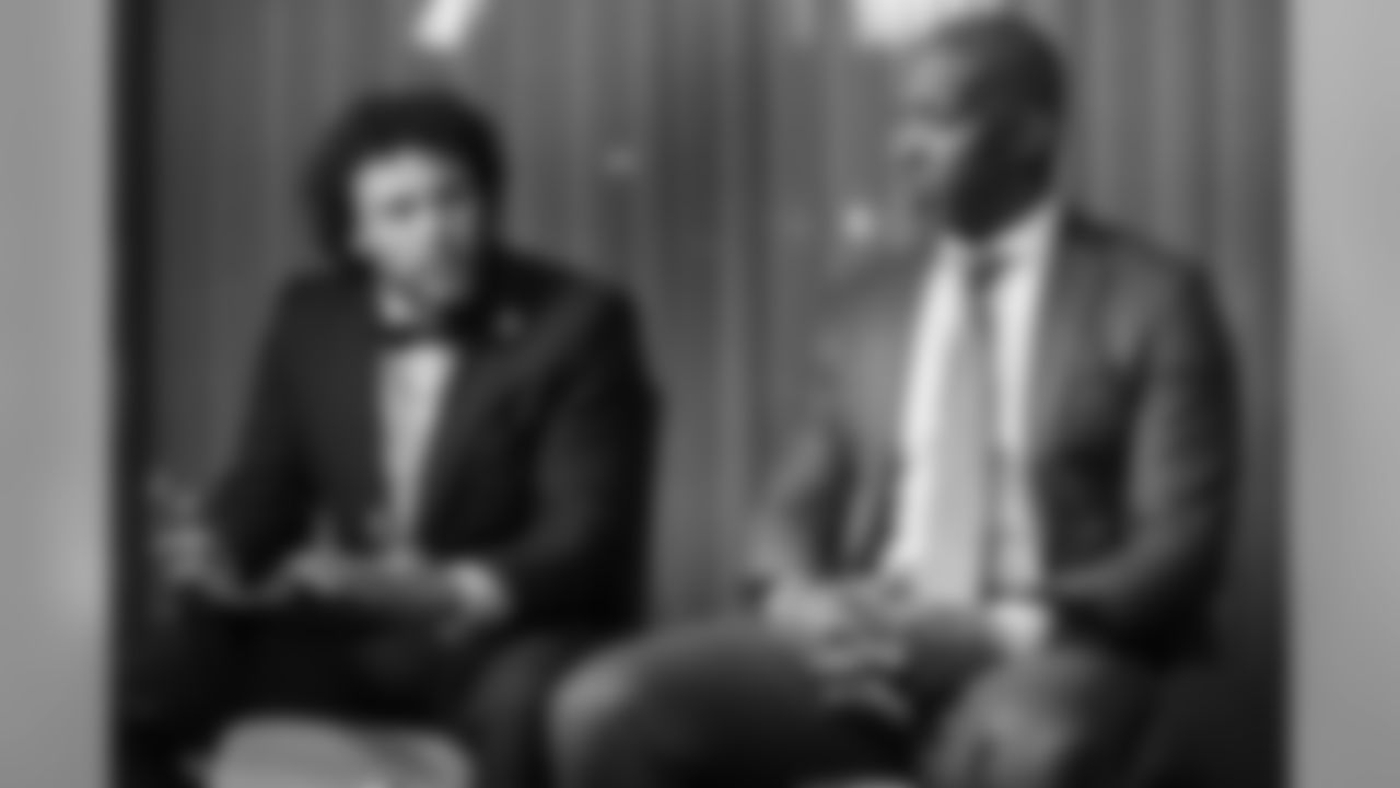 Phillip Lindsay joined forces with fellow Colorado native-turned-sports star Chauncey Billups to give the keynote speech for the Porter-Billups Leadership Academy Gala on February 8, 2020. (Photo by Jeremy Rincon/DenverBroncos.com)