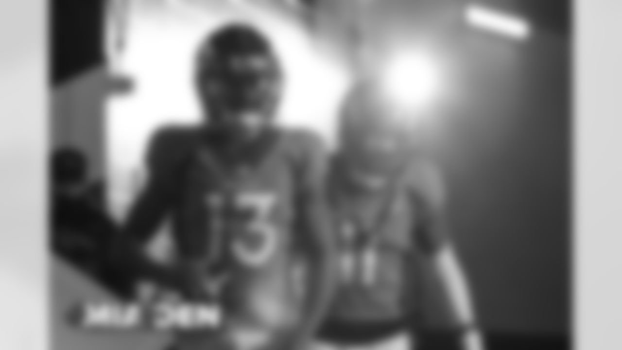 KJ Hamler and Diontae Spencer during warmups before the Broncos' Week 11 game against the Miami Dolphins at Empower Field at Mile High in Denver, Colorado on November 22, 2020. (Photo by Gabriel Christus)