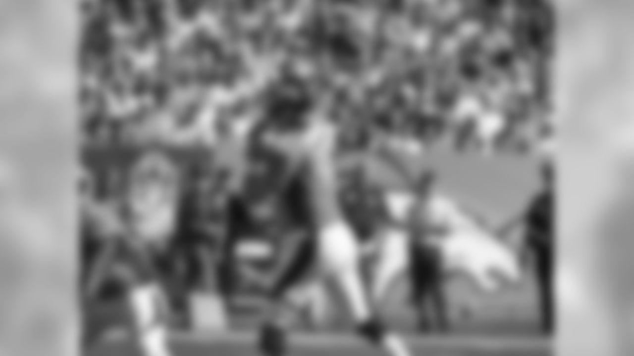 Manning didn't take long to find TD No. 500 against the Cardinals.