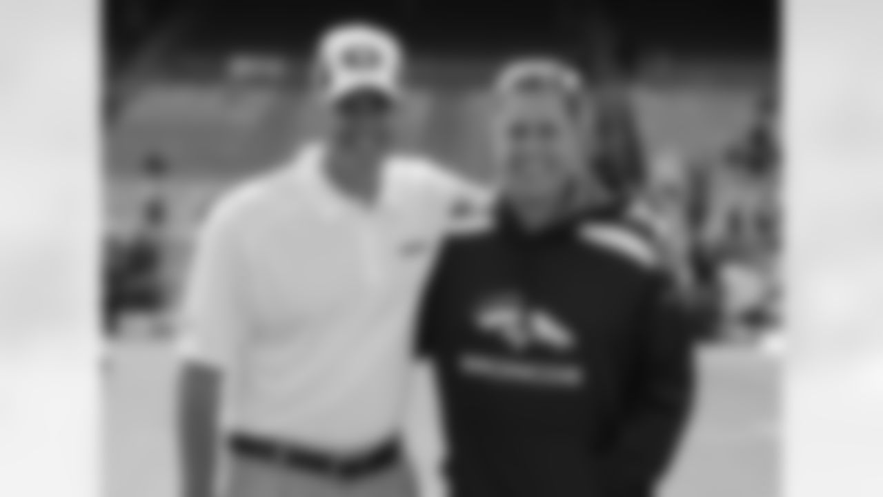 Broncos Special Teams Coach Jeff Rodgers