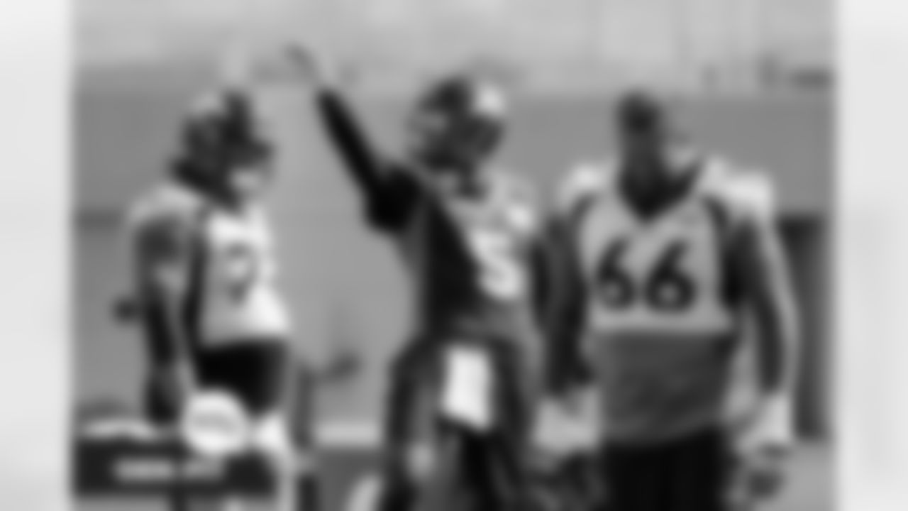 Teddy Bridgewater mimics a finger roll during practice at UCHealth Training Center in Englewood, Colorado on October 8, 2021. (Photo by Ben Swanson)