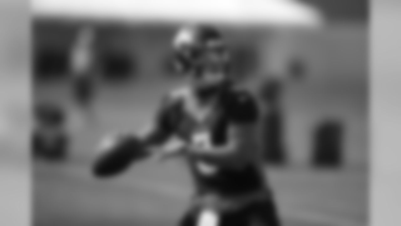 Drew Lock throws a pass during practice for early reports and a workout for other veterans at UCHealth Training Center on August 11, 2020. (Photo by Ben Swanson)