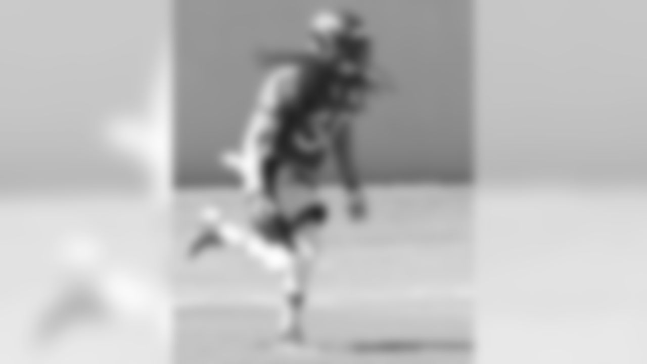 S Quinton Carter