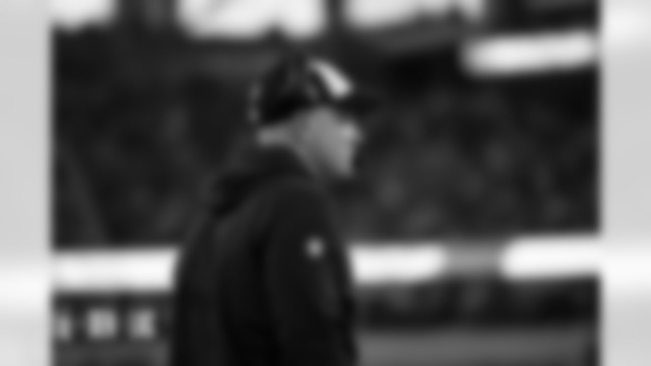 Head Coach Nathaniel Hackett during the Denver Broncos' Week 6 game against the Los Angeles Chargers at SoFi Stadium in Inglewood, California on October 17, 2022. (Photo by Gabriel Christus)