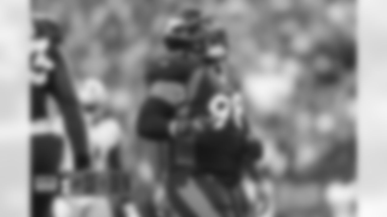 Mike Purcell during the Broncos' Week 3 game against the San Francisco 49ers at Empower Field at Mile High in Denver, Colorado on September 25, 2022. (Photo by Gabriel Christus)