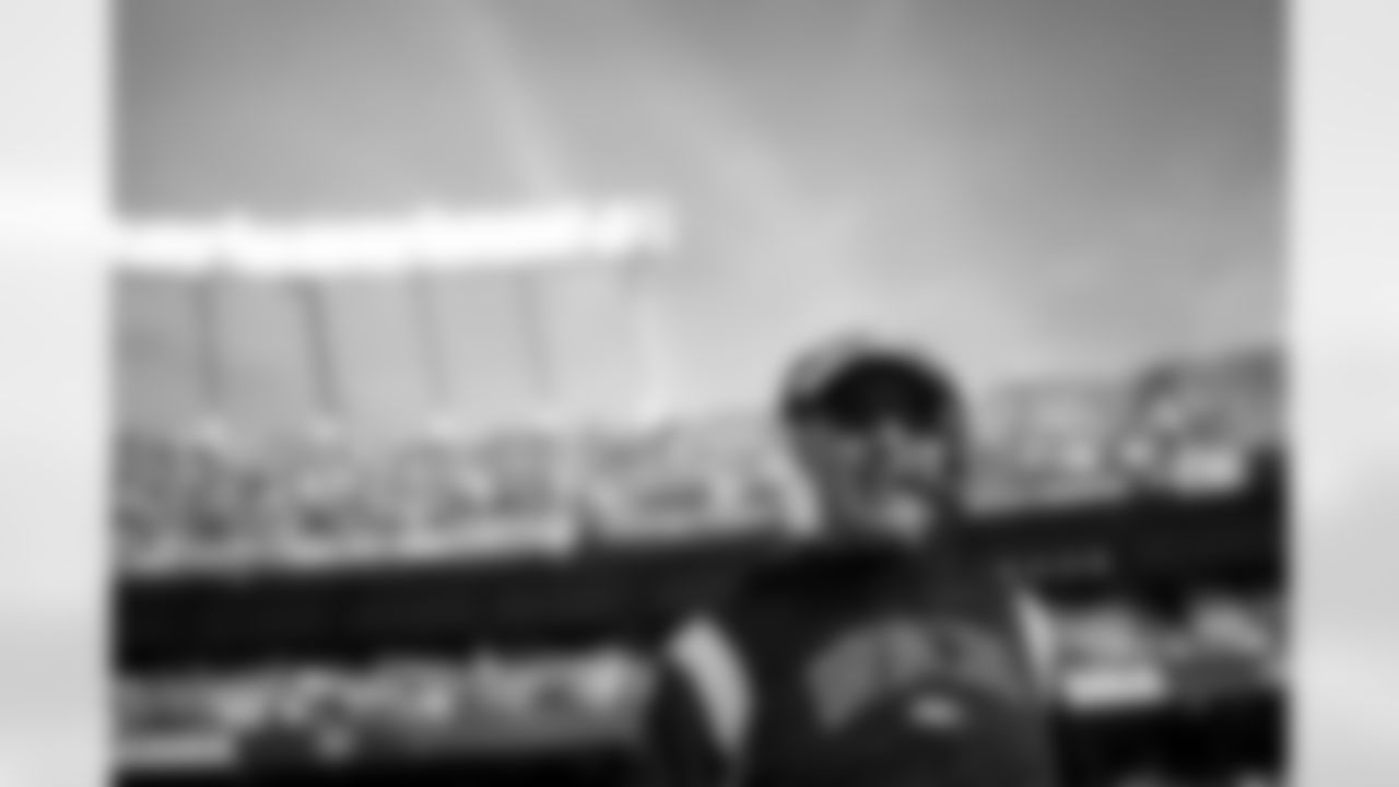 Interim Head Coach Jerry Rosburg before the Broncos' Week 17 game against the Kansas City Chiefs at GEHA Field at Arrowhead Stadium in Kansas City, Missouri on January 1, 2023. Photo by Ben Swanson