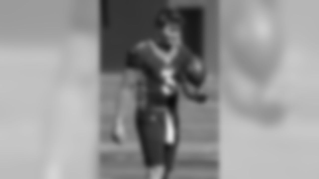 Drew Lock during a workout with other early reports at UCHealth Training Center on July 29, 2020. (Photo by Ben Swanson)