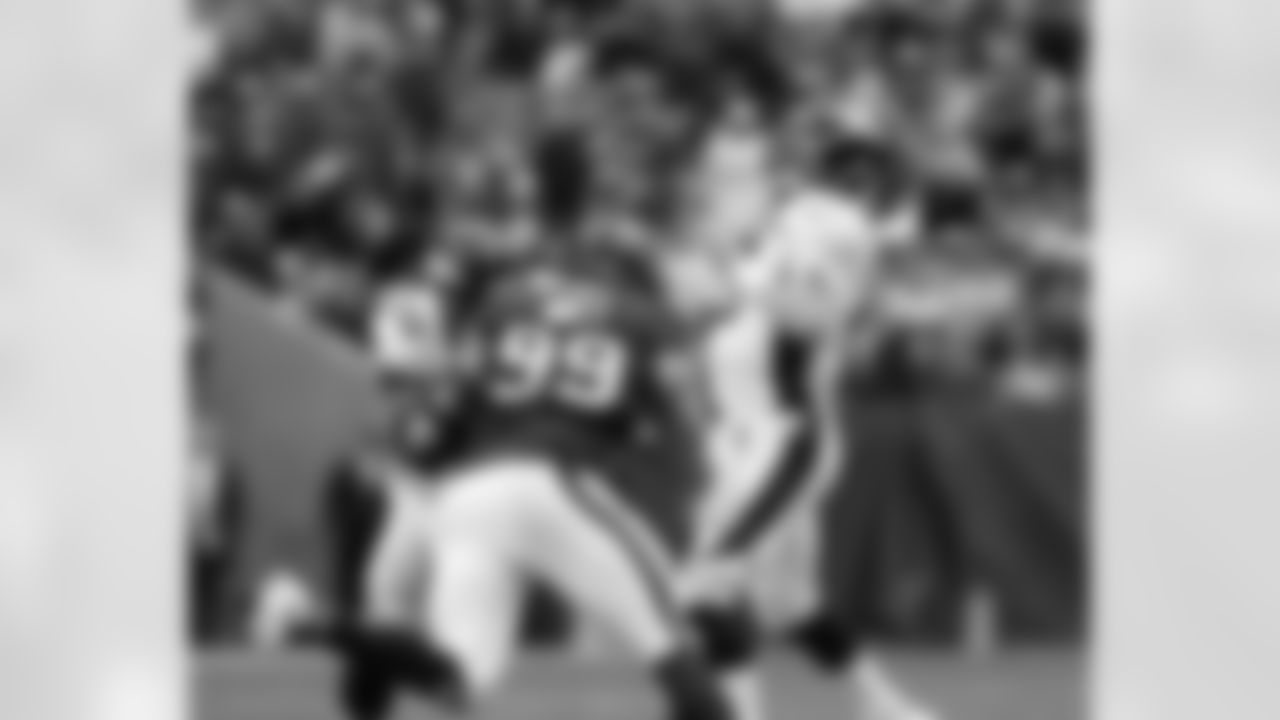 On this throw against the Texans in 2013, Peyton Manning completed his record-setting 51st touchdown of the season.