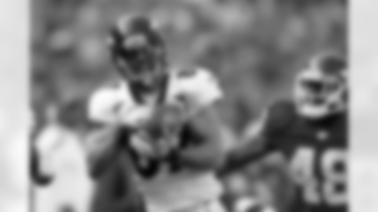 2013 Week 13 AFC Offensive Player of the Week, holds Broncos franchise record for most touchdown receptions in a single game, ranks 10th in career touchdown receptions in Broncos history, tied for second-most touchdown receptions in a single season in Broncos history
Career stats with Broncos: 62 games, 44 starts: 222 receptions, 3,070 yards, 33 touchdowns
Appeared in Super Bowl XLVIII
