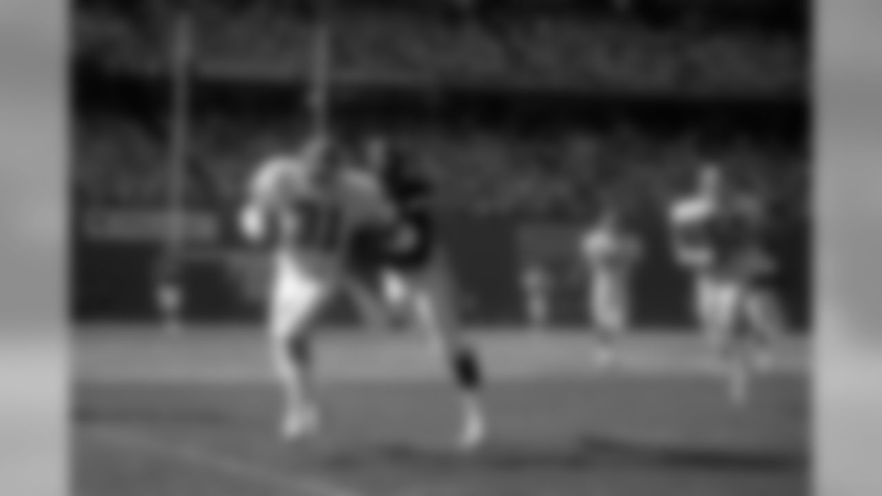 One Super Bowl appearances (XXI)
Career stats with Broncos: 128 games, 98 starts, 33 interceptions, four interceptions returned for touchdowns, 11 fumble recoveries (via pro-football-reference.com)