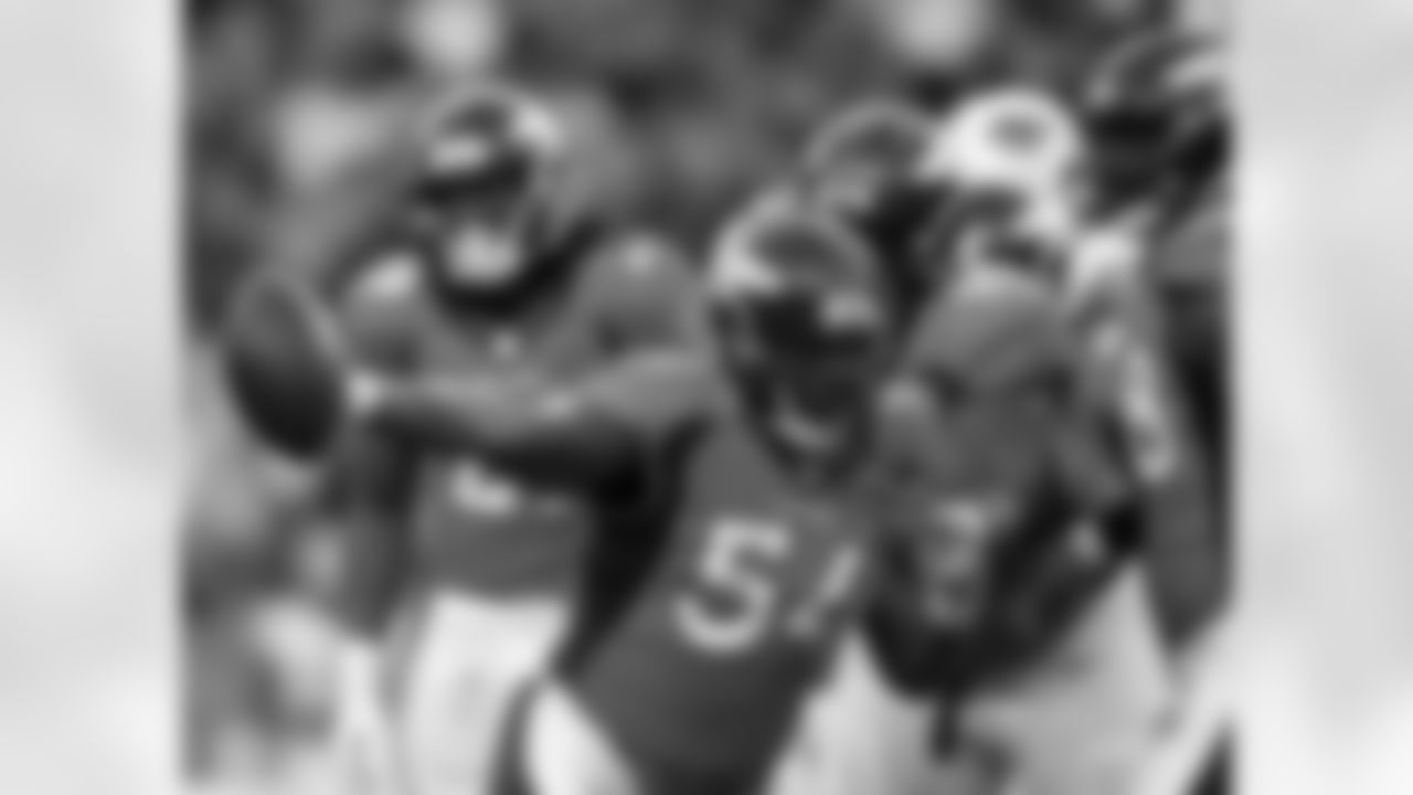 Broncos linebacker Brandon Marshall, exclusive rights free agent
