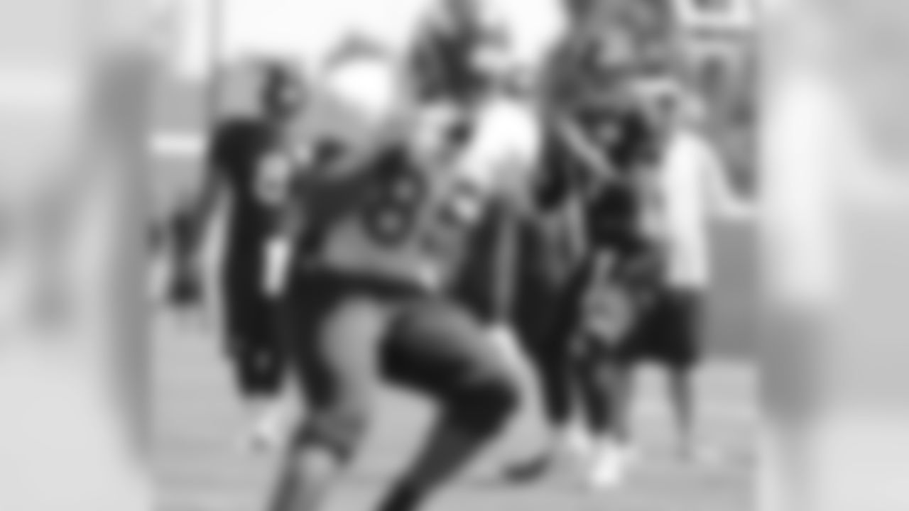 Osweiler targets Virgil Green.