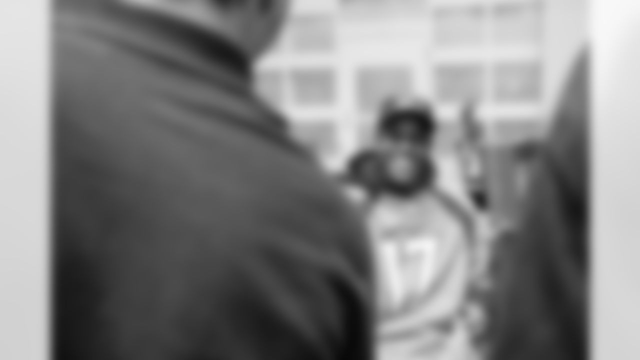 The Broncos host a holiday event for children in the juvenile detention center at the Marvin W. Foote Youth Services Center in Centennial, Colorado on December 20, 2022. Photo by Amanda Gerlach/DenverBroncos.com