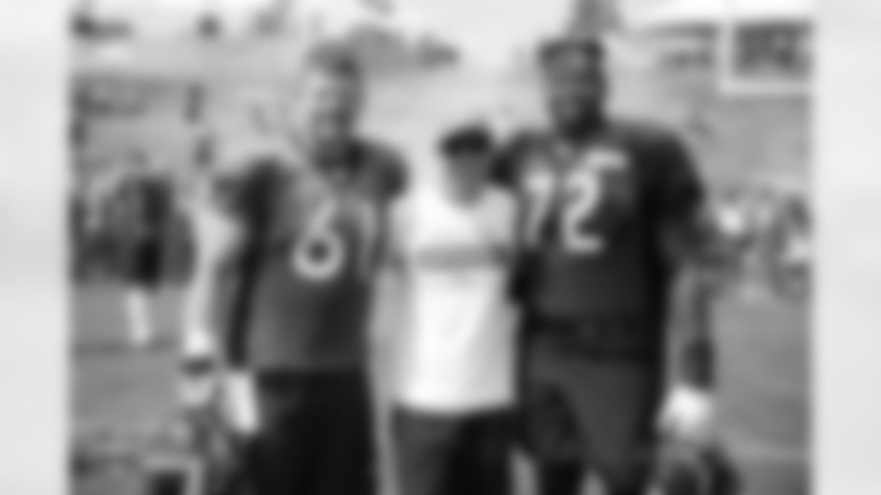 Former Boise State players Matt Paradis and Charles Leno Jr. with former Boise State offensive line coach Chris Strausser, currently the Bronco's Offensive Line-Tackles Coach, during training camp at UCHealth Training Center in Centennial, CO, August 16, 2018.
Photo by Gabriel Christus