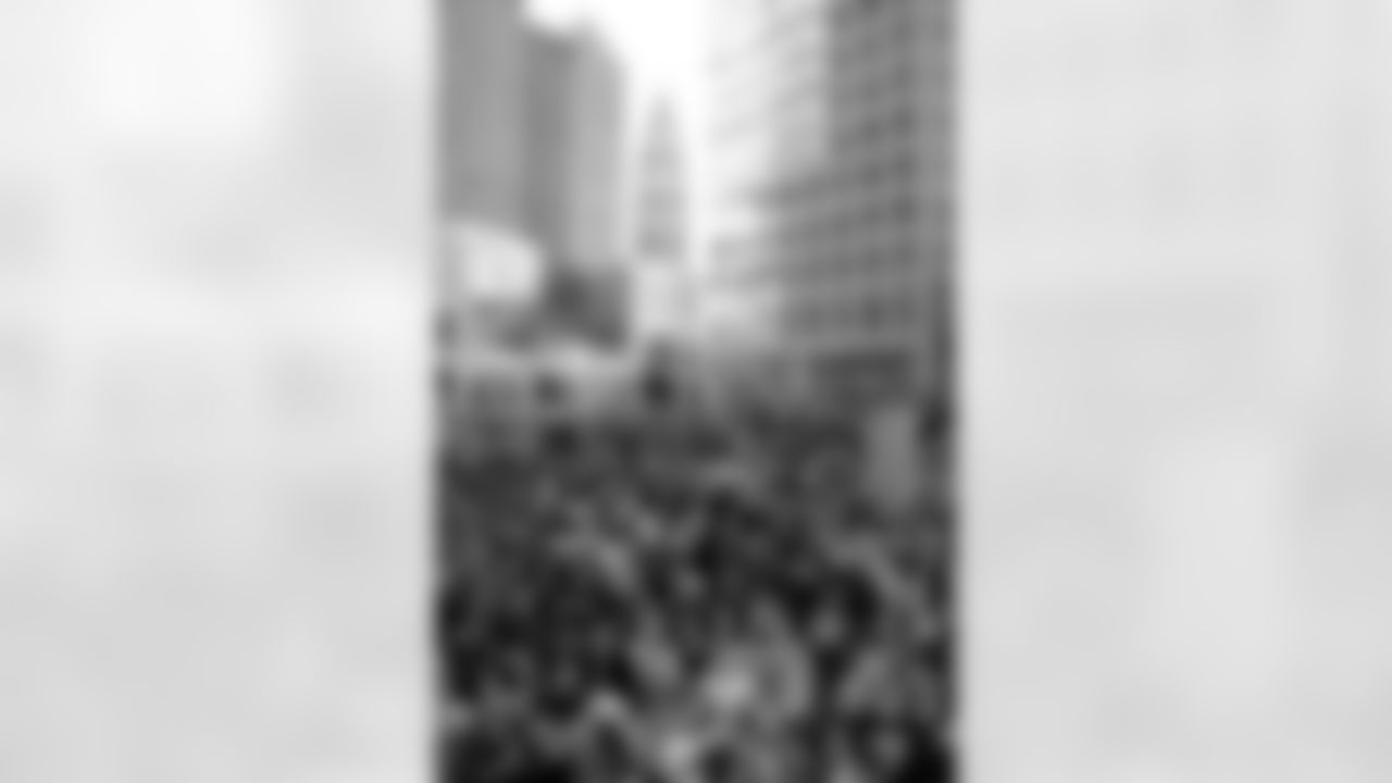 Denver: An estimated 650,000 fans turned out along 17th Street, Broadway and Civic Center Park to cheer on the Broncos during their Championship Parade, the day after returning from the Super Bowl.