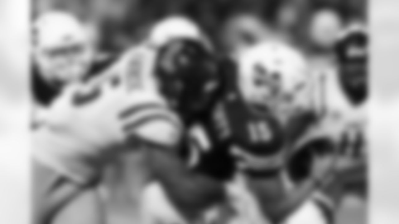 DT Robert Nkemdiche, Mississippi
"If not for off-field issues, he's a top-10 pick. The Broncos would get great value with this choice." [April 20]