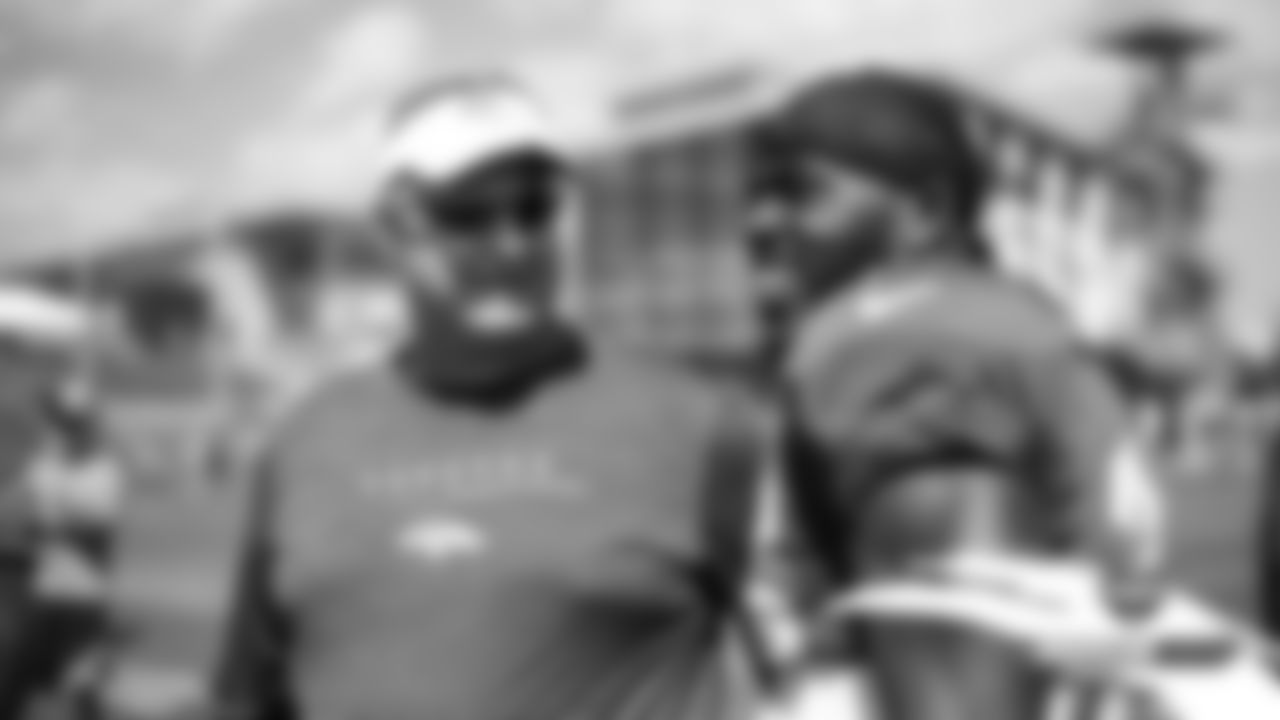 Tight Ends Coach Wade Harman talks with San Francisco 49ers running back Tevin Coleman (26) at a joint practice with the San Francisco 49ers on the 19th day of training camp on August 16, 2019. The two were in Atlanta together from 2015-18, when Harman was the Falcons' tight ends coach.