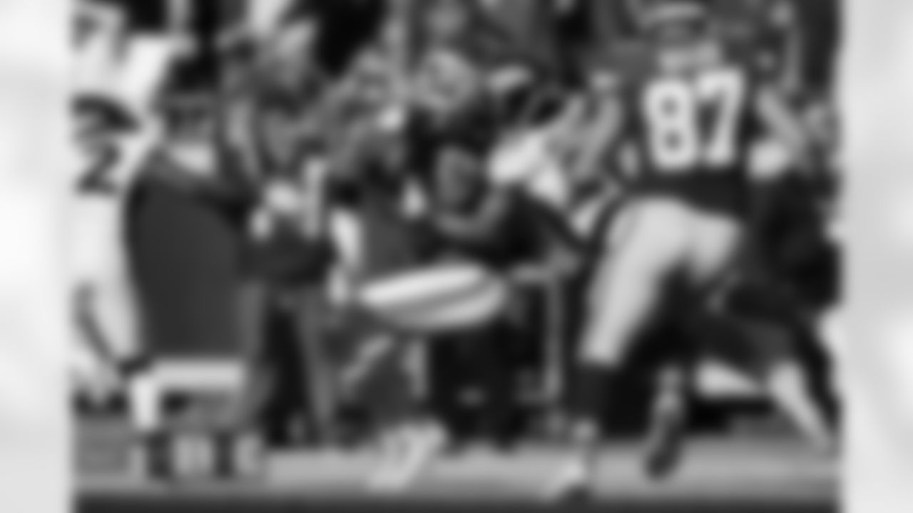 K'Waun Williams during the Broncos' Week 17 game against the Kansas City Chiefs at GEHA Field at Arrowhead Stadium in Kansas City, Missouri on January 1, 2023. Photo by Joshua Gateley