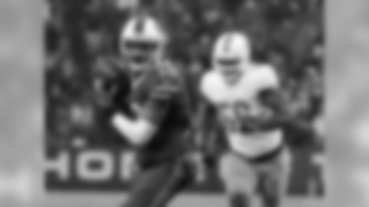A change of scenery might be the best thing for Woods, who has just three 100-yard performances in 57 career games and has not lived up to his potential in a series of steady, but unspectacular seasons -- all with between 40 and 65 receptions and 550 to 700 yards.