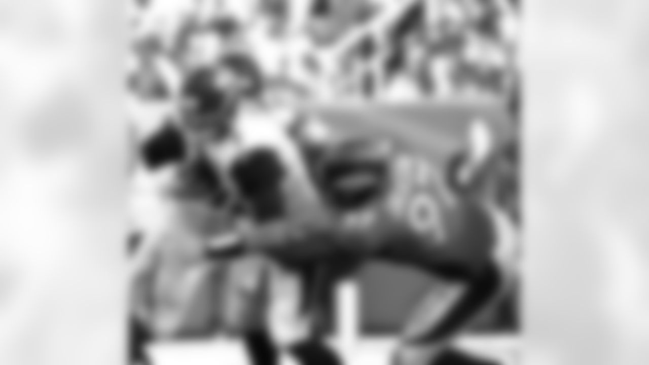 #4 Jackson 2 Sack/1 TFL Series vs. Jacksonville