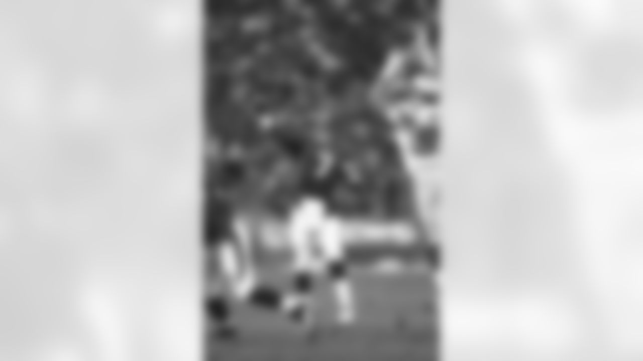 Dec. 27, 1998: Broncos 28, Seahawks 21
