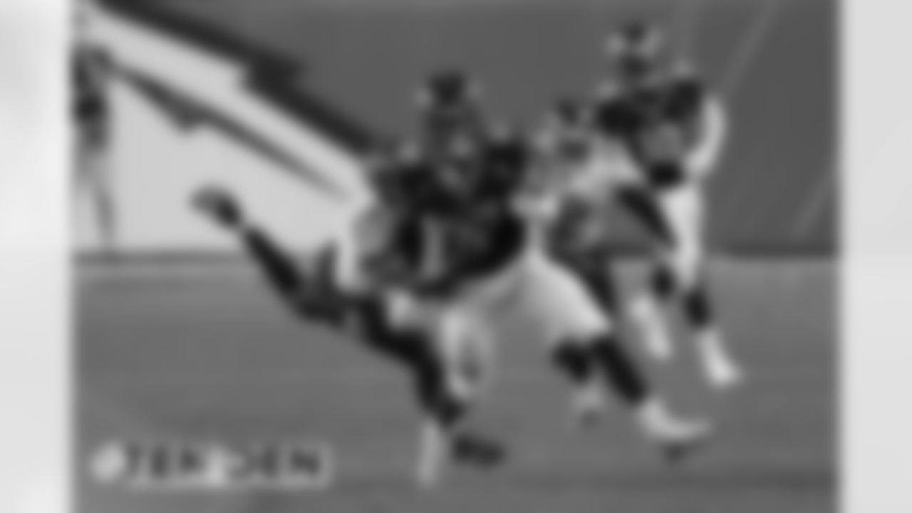 Noah Fant in action during the Broncos' Week 1 game against the Tennessee Titans at Empower Field at Mile High in Denver, Colorado, on September 14, 2020. (Photo by Gabriel Christus)