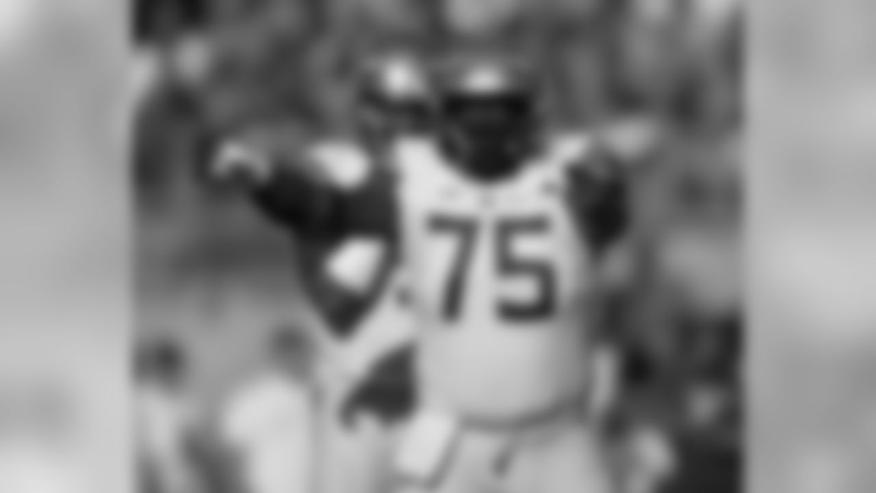 Florida State offensive lineman Cameron Erving points during a game against Oregon in the 2015 Rose Bowl.