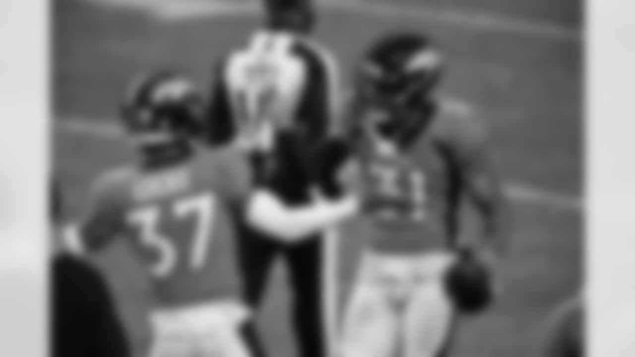 Denver Broncos safety Justin Simmons (31) is congratulated by teammate P.J. Locke (37) after his interception during the third quarter of the NFL game against the Las Vegas Raiders ,Sunday, Jan. 3, 2021 in Denver. (Photo: Eric Lars Bakke)