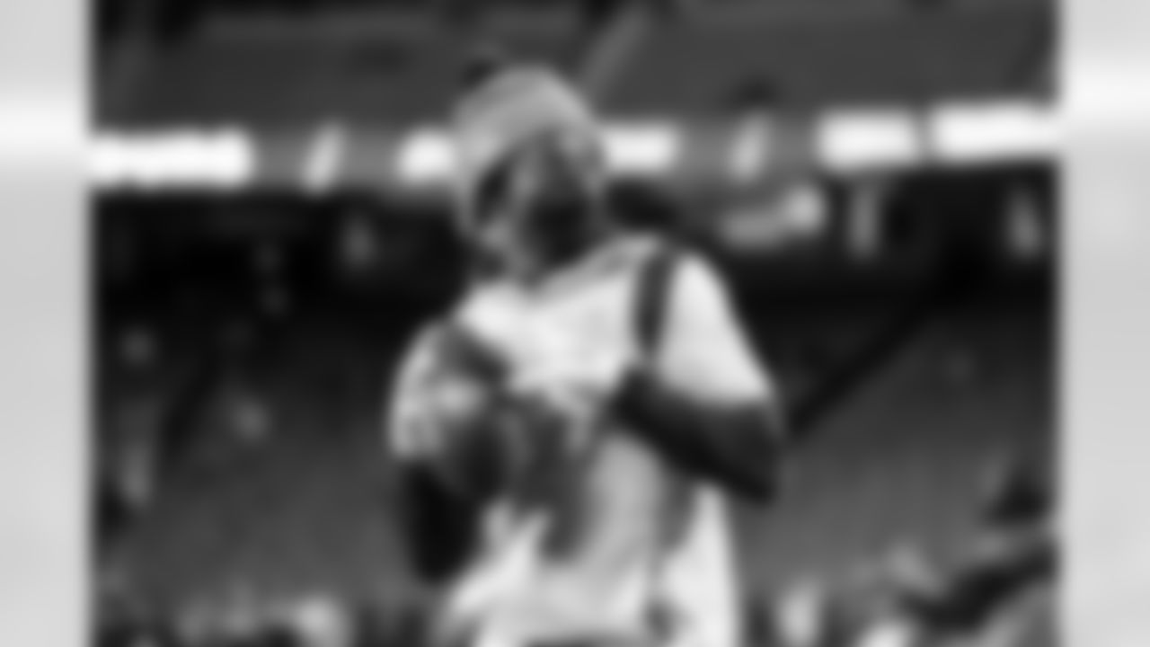 Teddy Bridgewater before the Broncos' Week 13 game against the Kansas City Chiefs at GEHA Field at Arrowhead Stadium in Kansas City, Missouri on December 5, 2021. (Photo by Joshua Gateley)