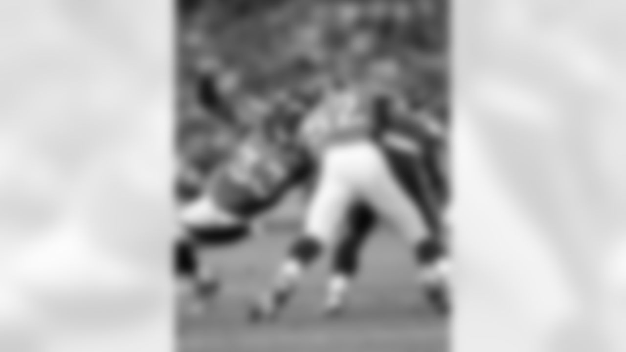 Wesley Woodyard.