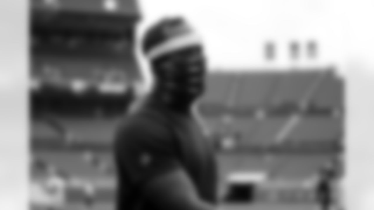 Von Miller before practice on Day 12 of training camp at Empower Field at Mile High on August 29, 2020. (Photo by Ben Swanson)