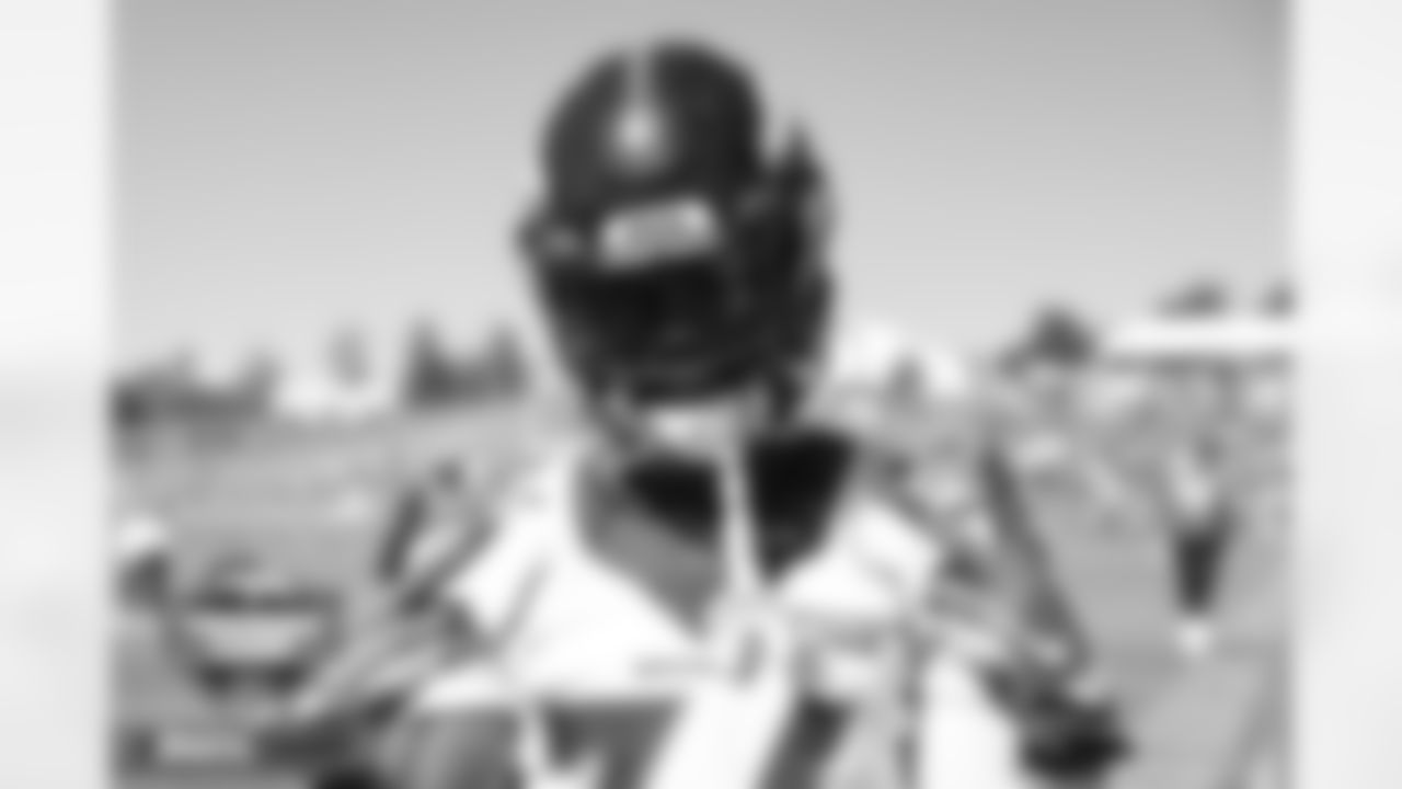 Essang Bassey at practice on Day 13 of training camp at UCHealth Training Center in Englewood, Colorado on August 10, 2022. (Photo by Gabriel Christus)