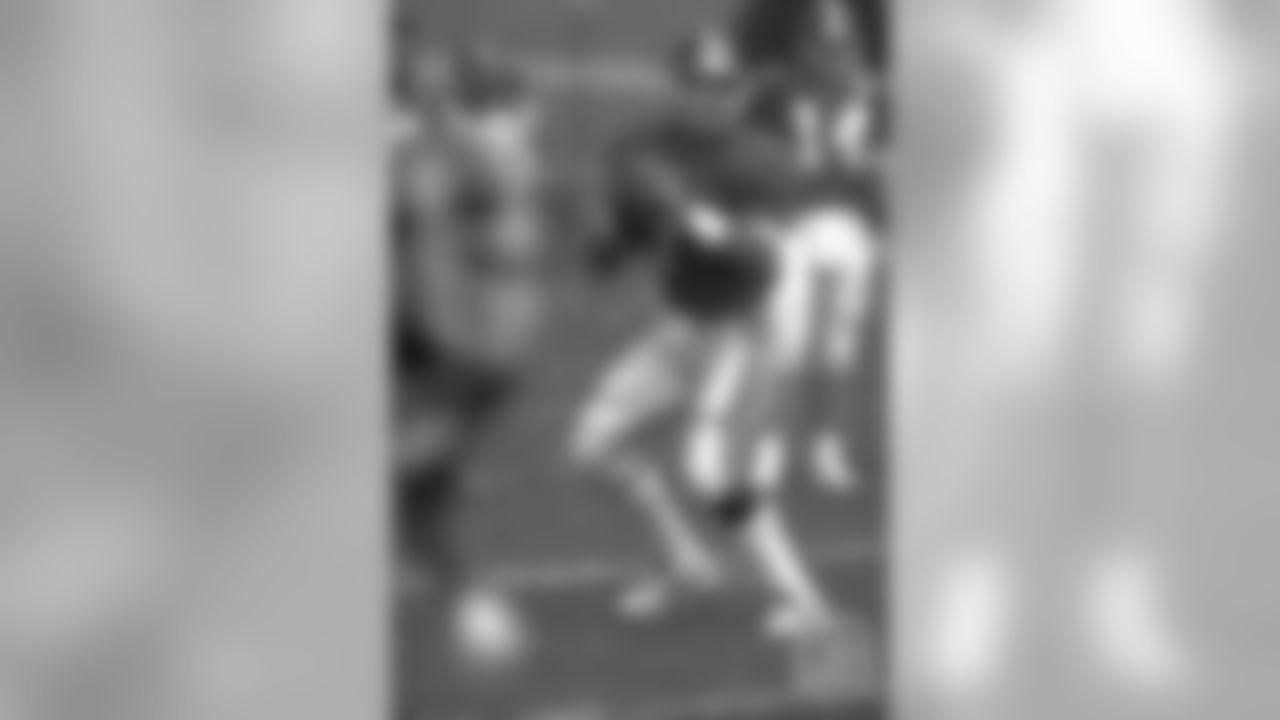 John Elway sets to pass in Training camp