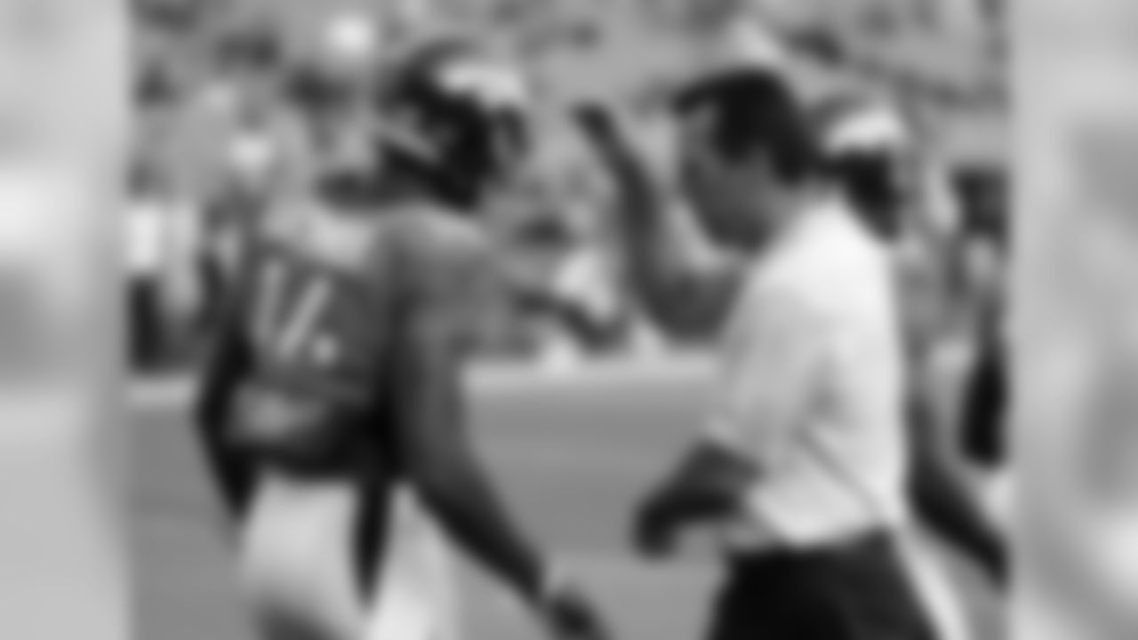 wide receiver Cody Latimer (14)