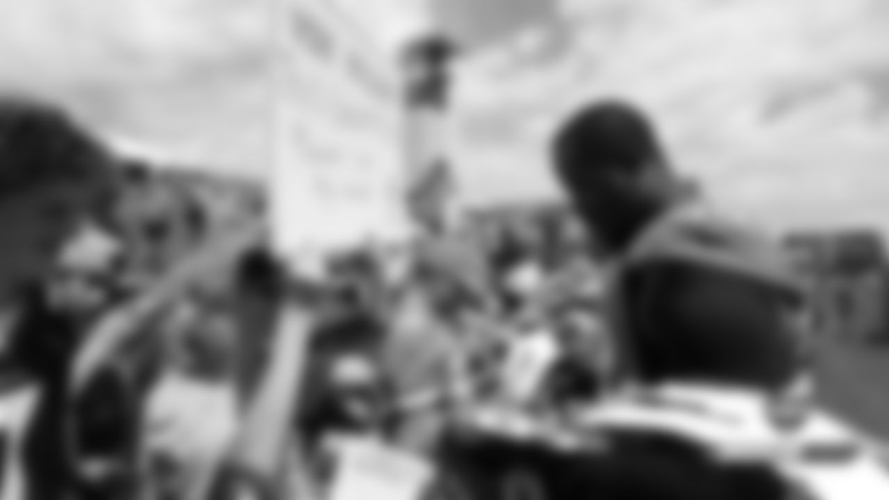 Von Miller and fans during Training Camp at UCHealth Training Center in Englewood, Colorado, July 30, 2019.
Photo by Gabriel Christus